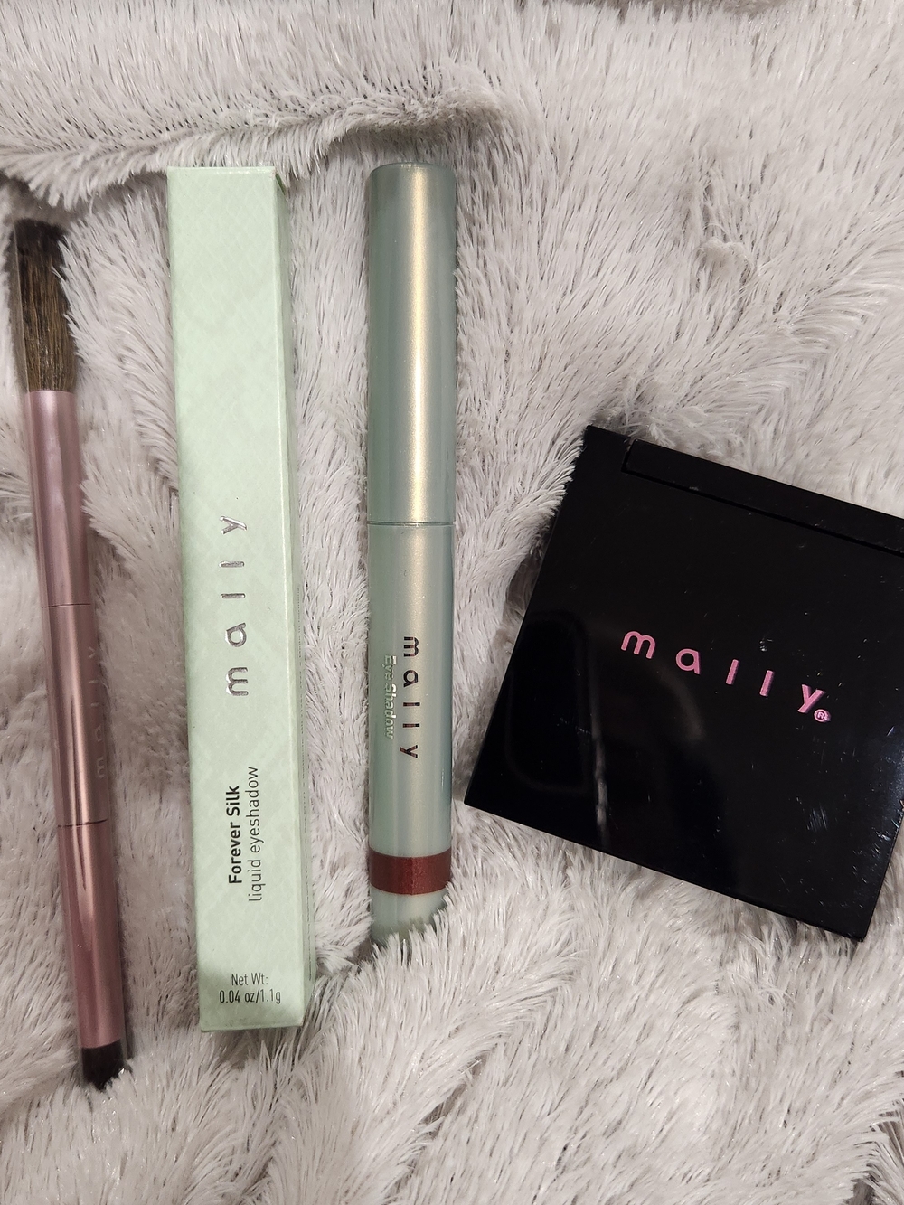 Mally Eye Bundle Beauty Forever Silk Liquid Eyeshadow Stick,quad And Brush